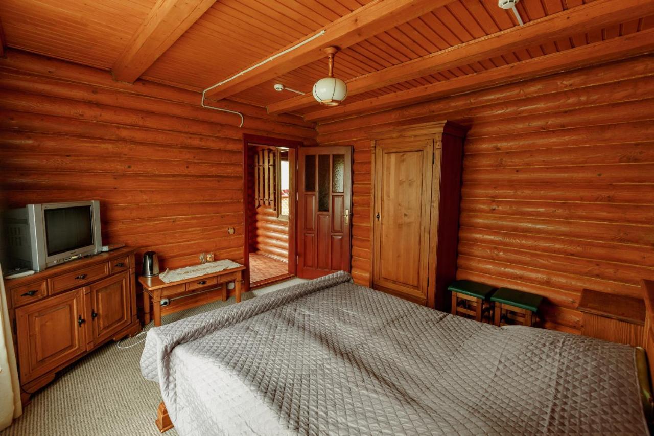 Lisova Kazka Hotel Zhdeniievo Bagian luar foto